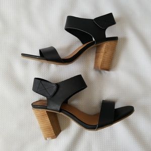 Black Sandals